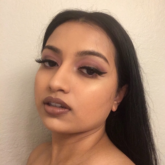 Meet your Posher, Marina - Picture 1 of 1